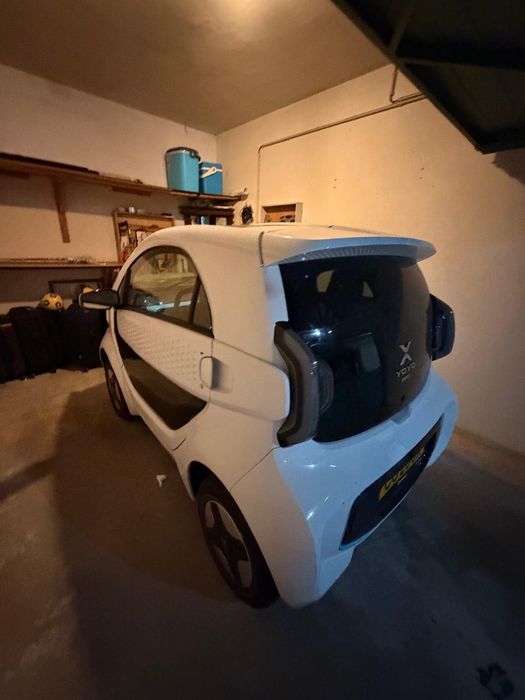 Carro Xev Yo Yo 2026 matrícula abril com 2 anos de garantia