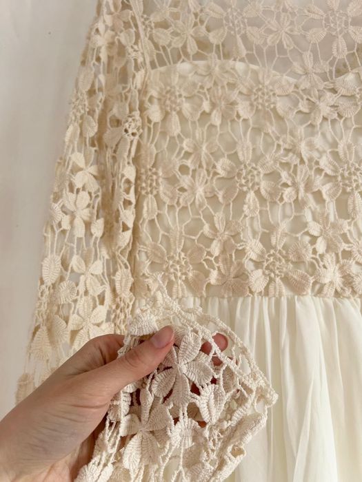 sukienka ślubna długa biała ecru boho koronka haft Club London L