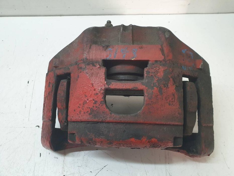 Calíper De Freio Dianteiro Esquerdo Audi A6 Avant 4F5