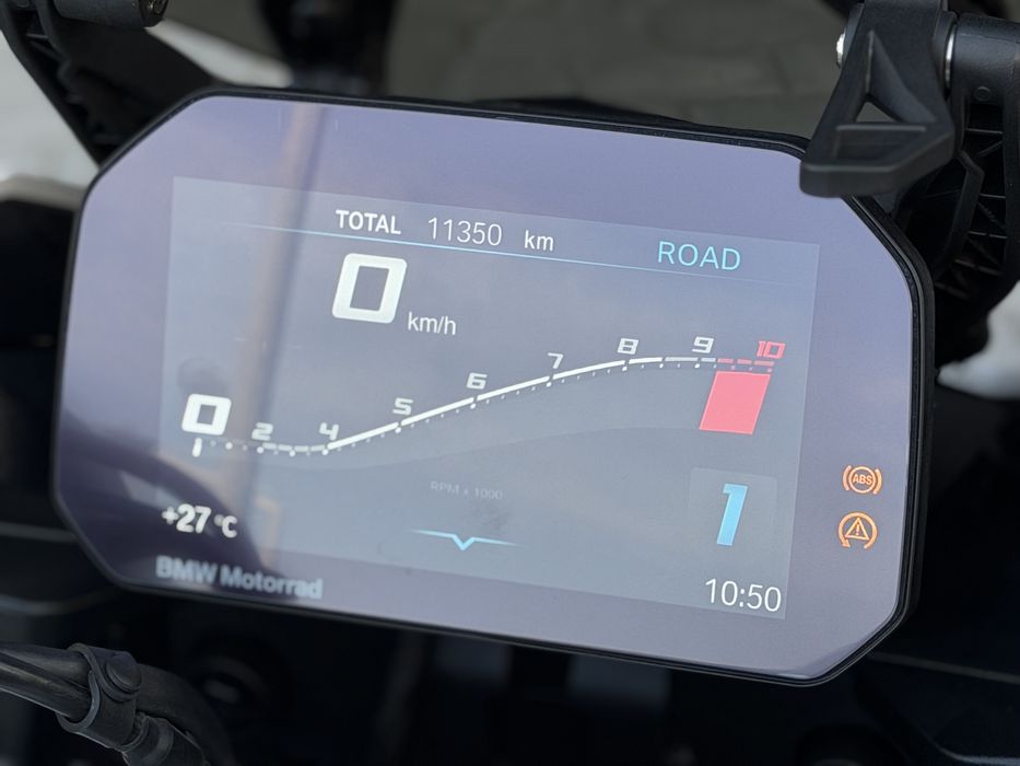 BMW F900XR - 3 Malas! Como Nova!