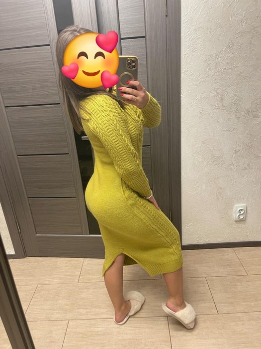 Тепле плаття розміру М