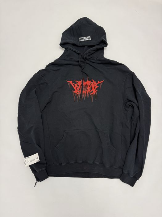 Худи Vetements Metal rock world Tour hoodie 2033
