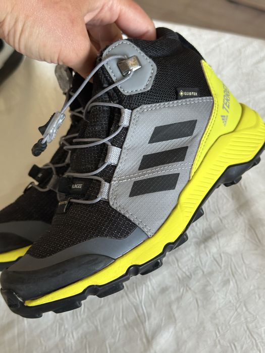 Adidas terrex дитячі взуття
