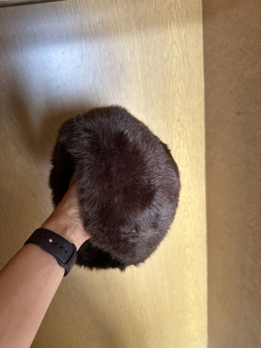 Futrzana czapka brazowa