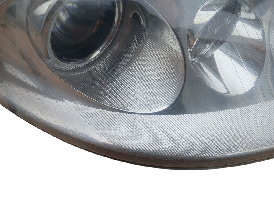 Lampa przód prawa VW Passat B5 FL XENON EUROPA Kompletna Oryginalna