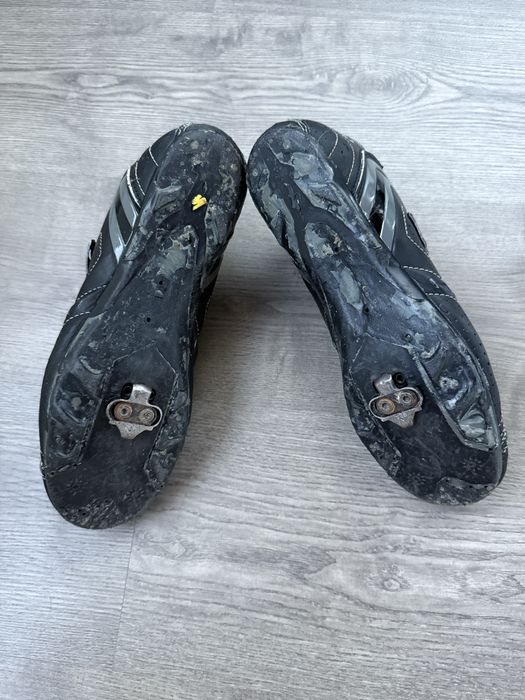 Sapatos Specialized + pedais de encaixe Wellgo MAG MG-8 para BTT