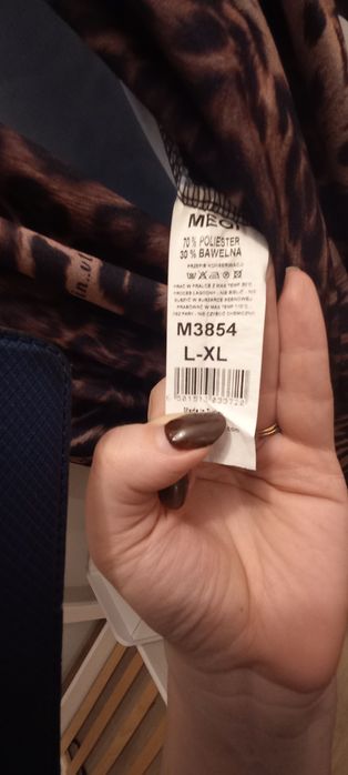 Kombinezon Megi L/XL , jak nowy! Cętki!