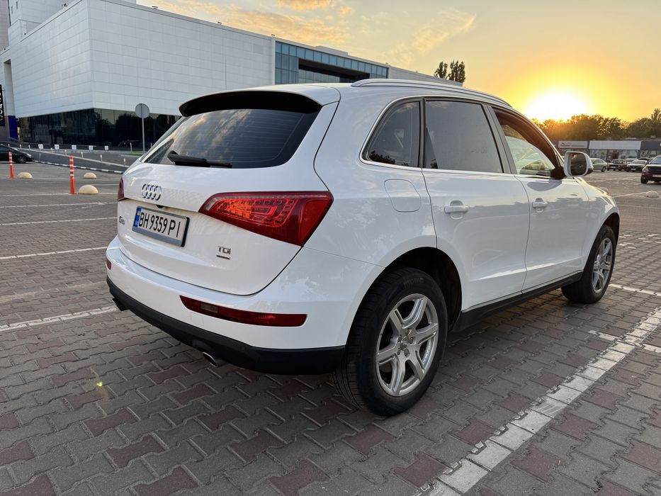 Audi Q5 2010 VIN WAUZZZ8R2BA020149 фото оголошення 7 з 24