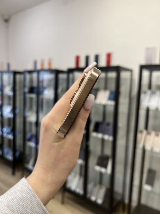Telefon iPhone 16 PRO 256GB Złoty Apple Gwarancja iTrade