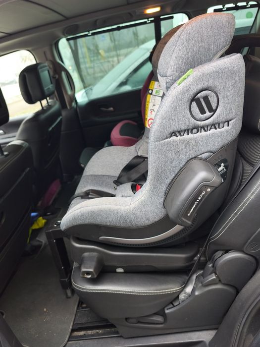 Fotelik samochodowy Avionaut aeroFIX RWF + baza (ISOFIX)