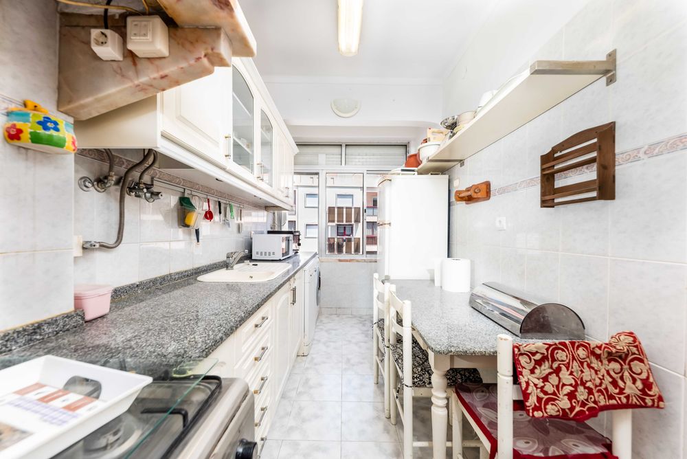 Oportunidade Única: Apartamento T3 na Agualva-Cacém