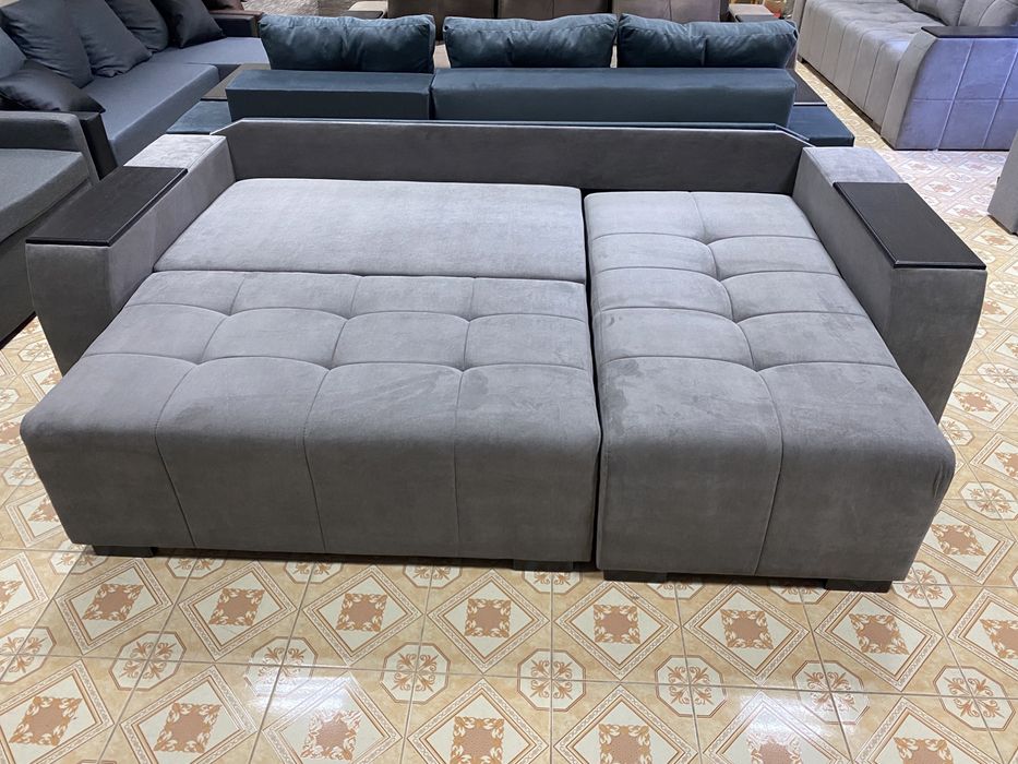 Кутовий розкладний диван