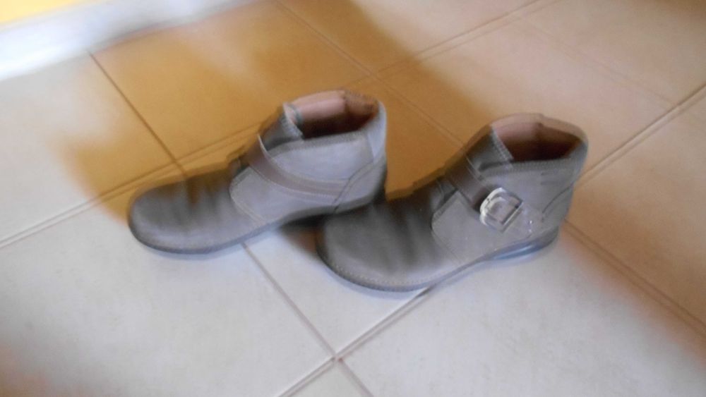 Botki  Clarks r. 38