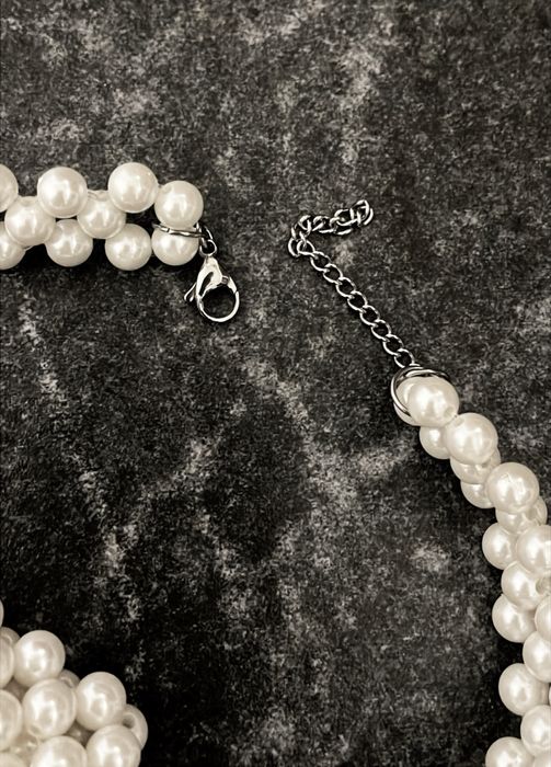 Галстук з жемчугом