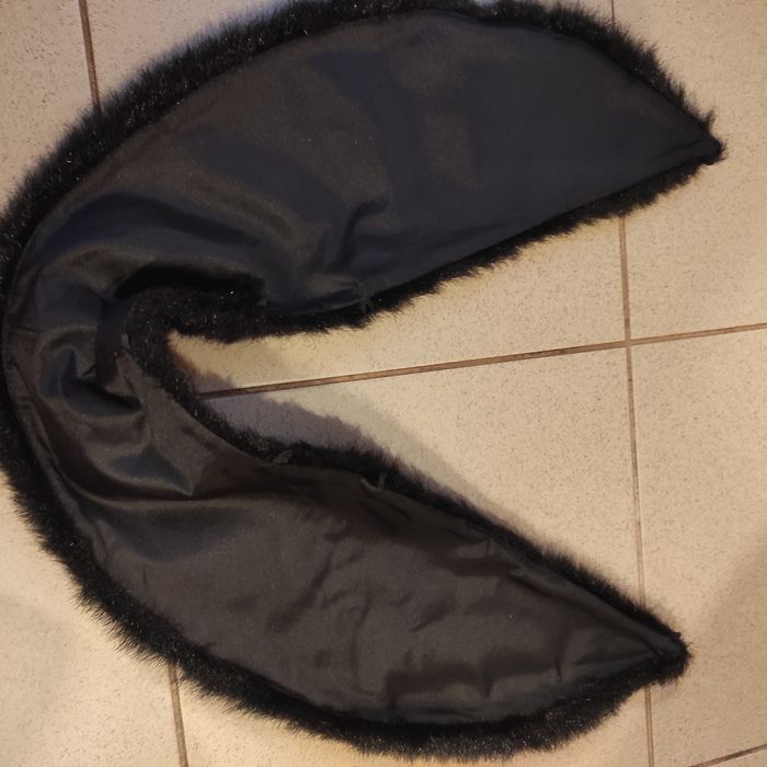 Kołnierz futrzany czarny