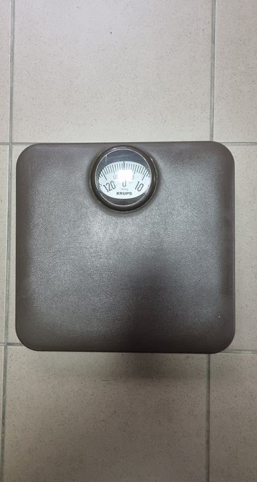 Ваги вінтажні робочі