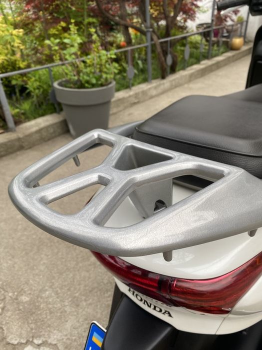 Скутер Honda lead 110