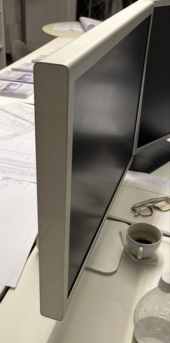 Monitor apple 30” 2560x1600