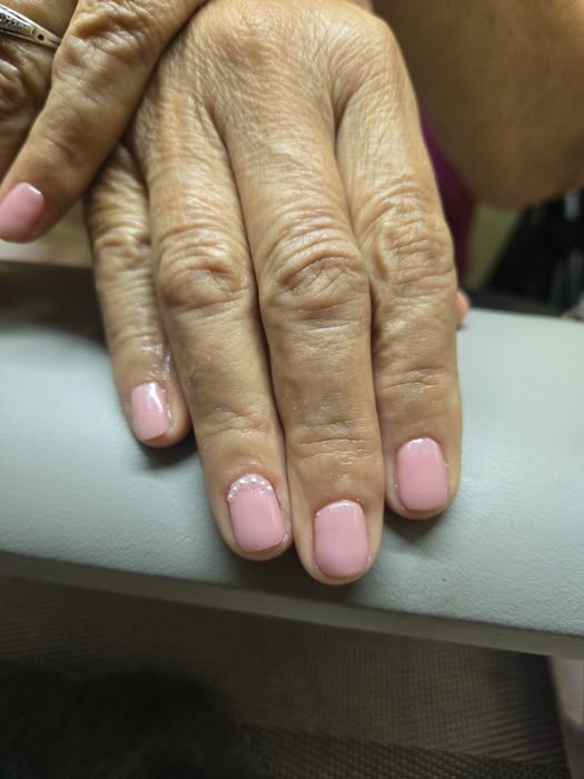 Manicure e Pedicure64840534832387122