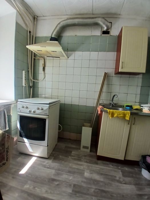Продаж 2-х кімнатної квартири+ земельна  ділянка.Бородянка.