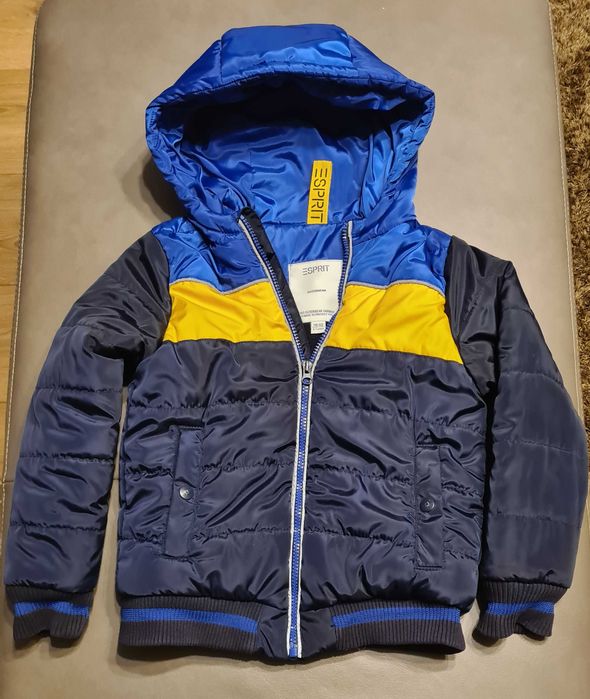 Kurtka Esprit rozmiar 116/122 ( 6-7 years )
