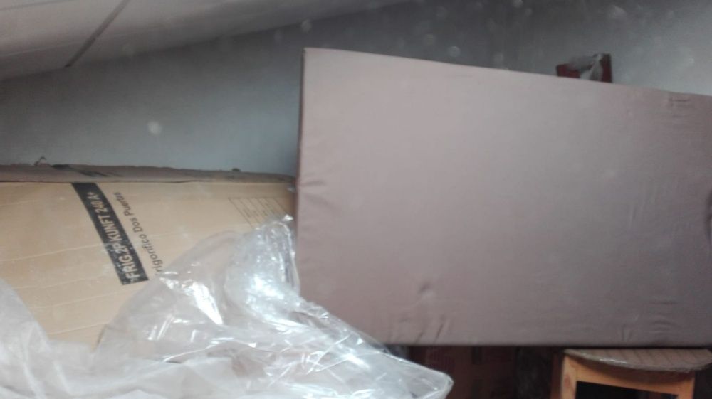 Cabeceira de cama em Castanho claro Lisa