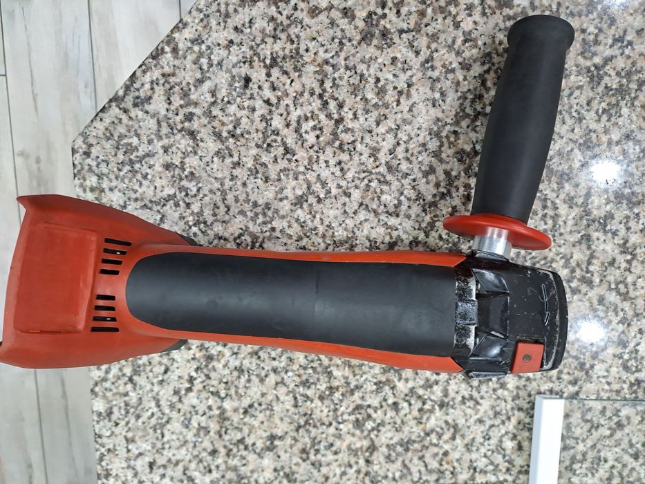 Hilti szlifietka kątowa 125mm  AG125-A22
