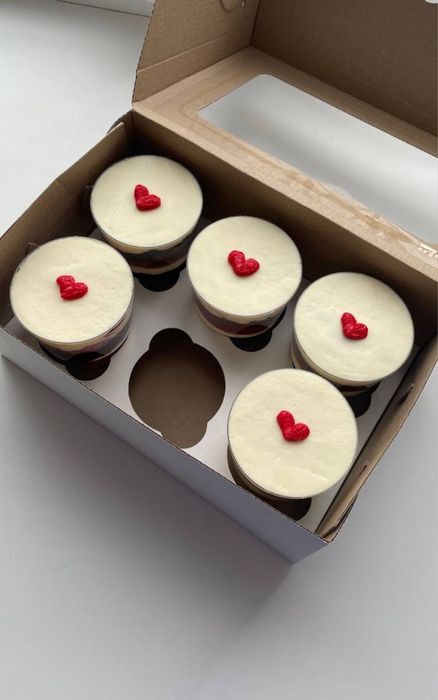 Десерти на свято під замовлення