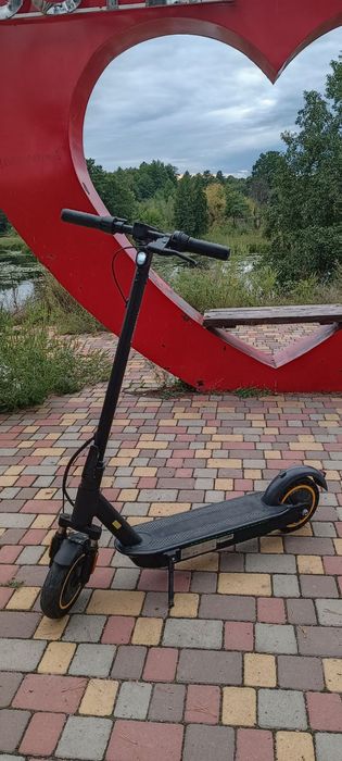 Продам электросамокат kugo g30 pro max