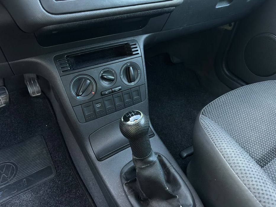 Volkswagen Polo 1.0 | Gasolina | 2001