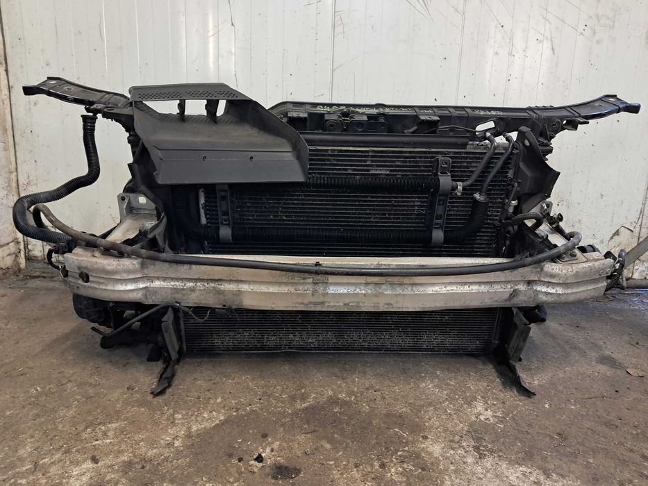 AUDI S4 B8 S5 8T przed Lift 3.0 TFSI pas przedni wzmocnienie belka