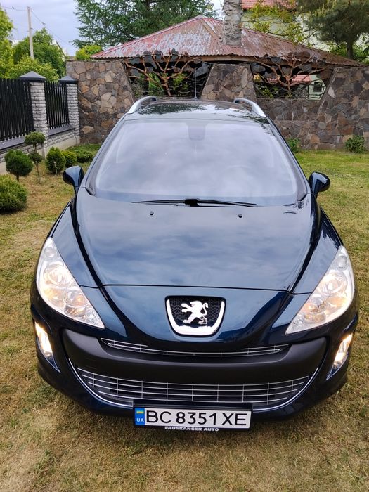 Peugeot  308 sw spot.