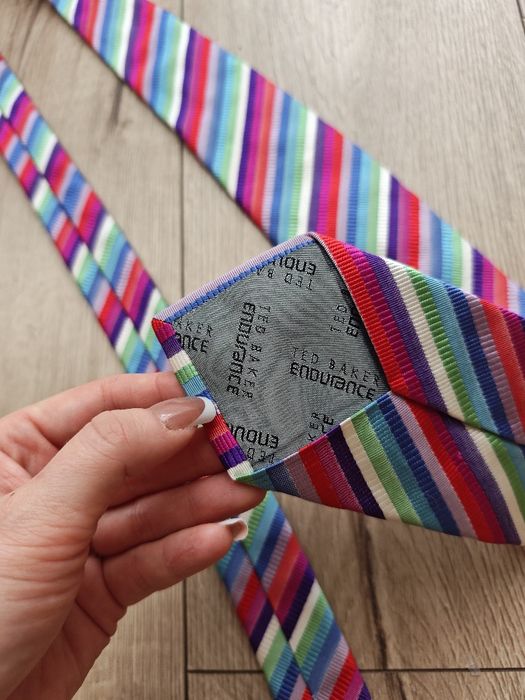 Elegancki krawat jedwabny Ted Baker Endurance 100% jedwab Multi-kolor