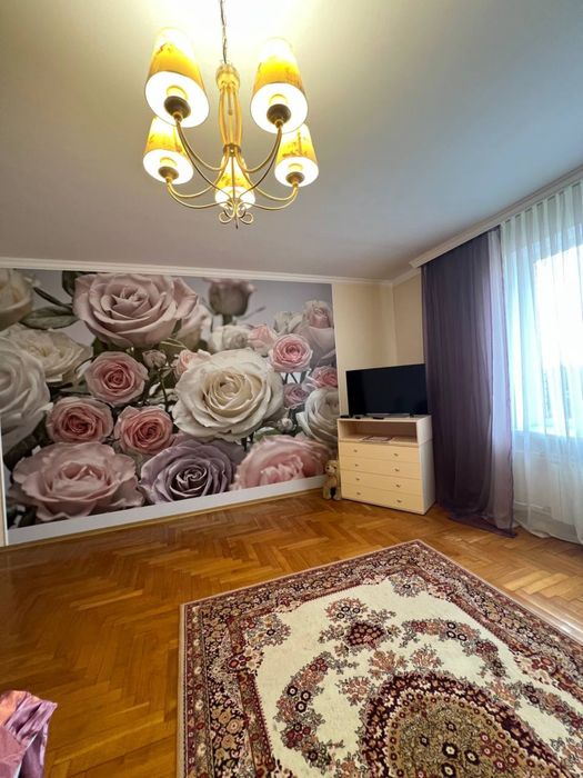 Будинок під Бізнес 468м2 з ділянкою 10сот Луцьк