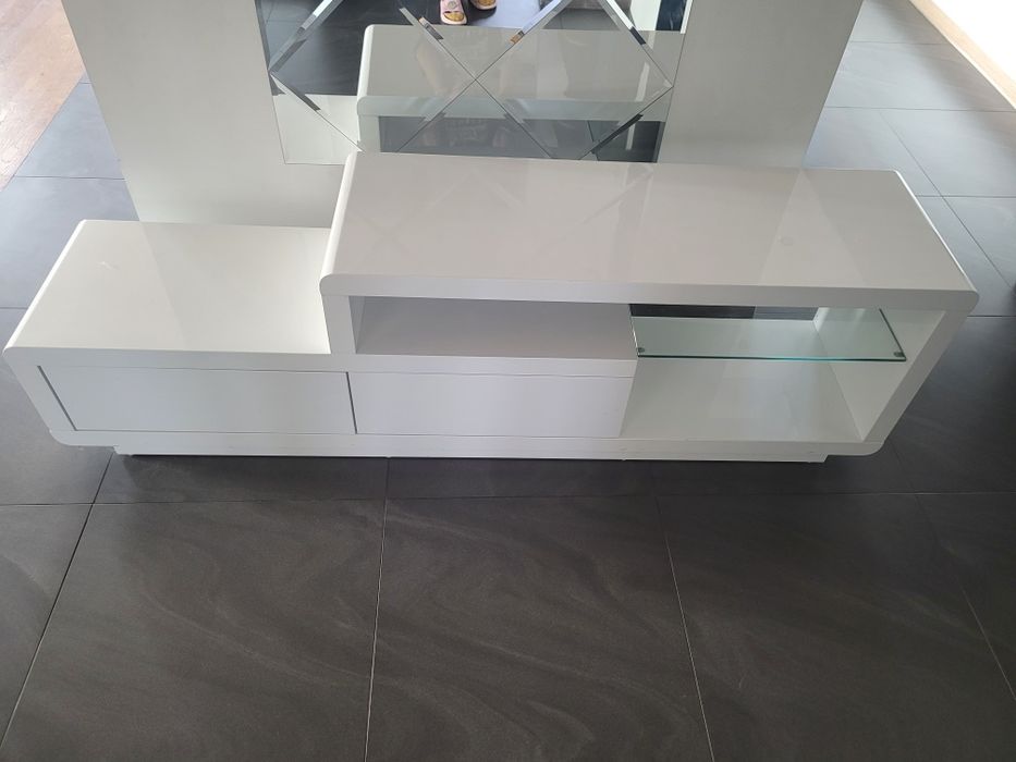 Szafka biała pod TV RTV 180cm,   wysoki połysk