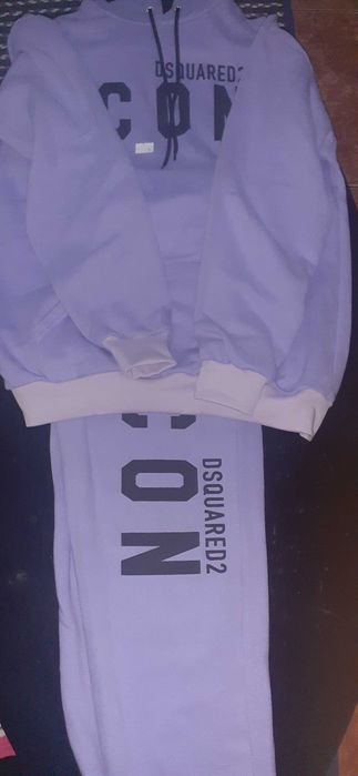 Fatos de treinos  de várias  marcas