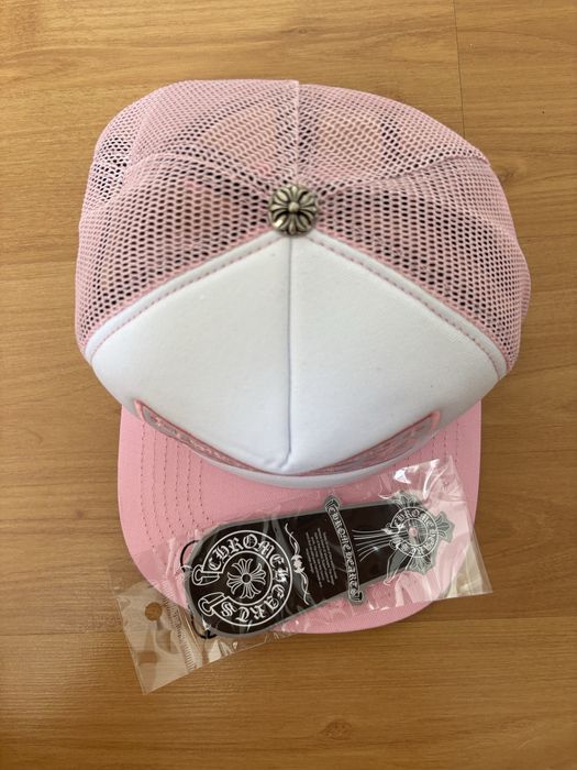 Rożowa czapka z daszkiem chrome hearts