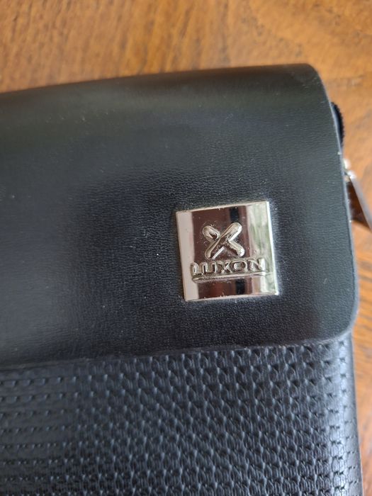 Фірмова шкіряна 100 % барсетка Luxon