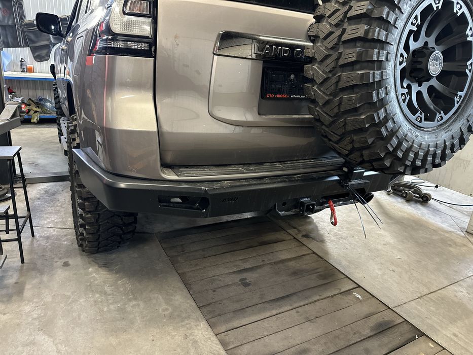 Toyota prado 150 задній силовий бампер