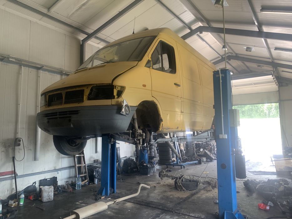 Volkswagen LT 2.5 2.8 Sprinter  двигатель запчасти