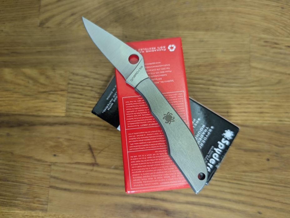 Nóż Spyderco Honey Bee Steel Slip Joint Mini Knife