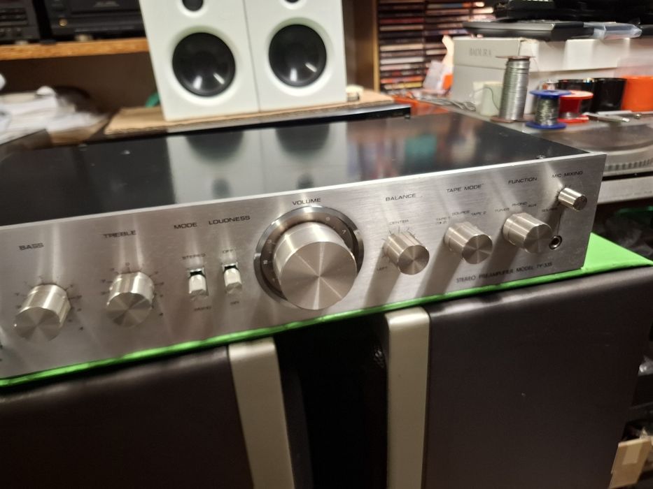 Przedwzmacniacz Toshiba SY-335