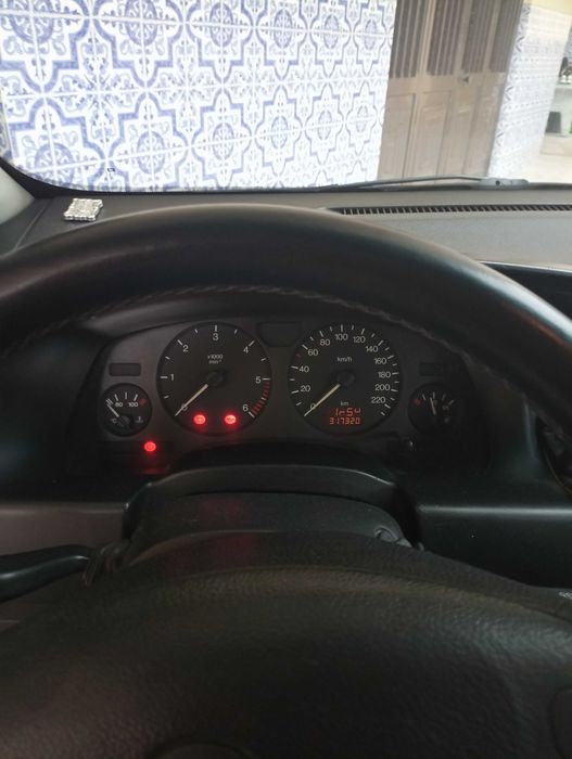 Viatura Opel Zafira