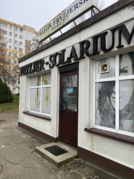 Sprzedam nakłady na lokal - salon fryzjerski
