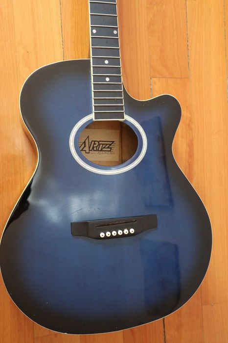 Guitarra acústica azul ARTZ