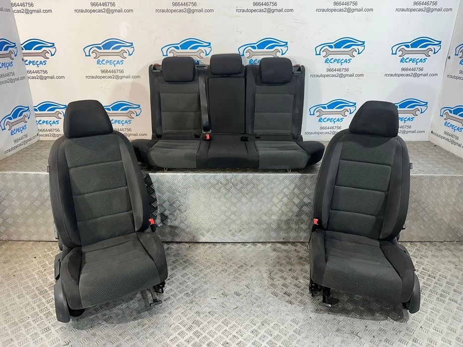 Conjunto Bancos Tecido Frente Frontais Tras Traseiros Originais VW