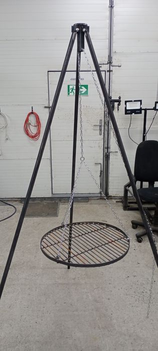 Gril trój nóg stalowy