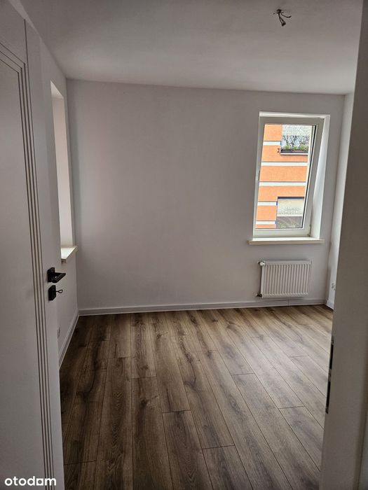 Mieszkanie 3pokoje 60m 1 piętro ul. Czarnieckiego + garaż