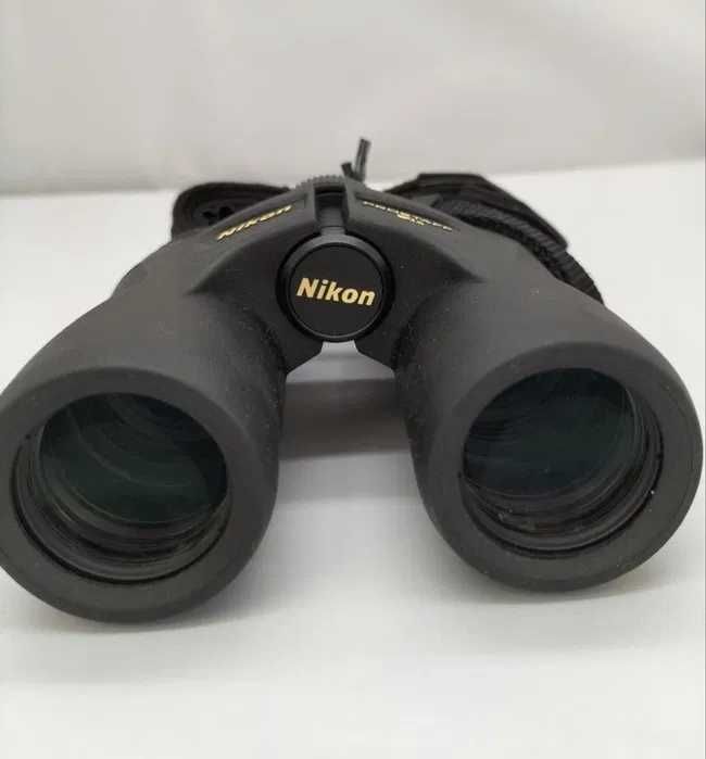 Binóculos Nikon Prostaff 7 S 8x40 waterproof