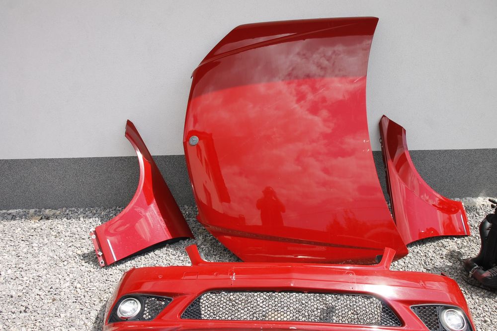 Kompletny przód karoserii Mercedes C W204 2.2 CDI 2007-2014 C590 czerw